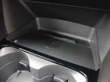 ワイヤレス充電機能付き!