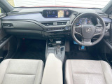 UX 250h バージョンL 