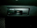 ビルトインタイプのETC2.0装備です!高速道路もストレスなくスムースに走行できますよ。