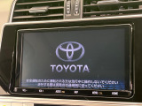 【大画面ナビ】人気の大型9インチナビを装備。存在感のある大画面はインパクト大!ナビ利用時のマップ表示は見やすく、テレビやDVDは臨場感がアップ!いつものドライブがグッと楽しくなります♪