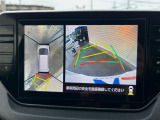 【パノラマモニター】専用のカメラにより、上から見下ろしたような視点で360度クルマの周囲を確認することができます☆死角部分も確認しやすく、狭い場所での切り返しや駐車もスムーズに行えます。