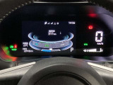 見やすいメーターレイアウトで運転をサポート!