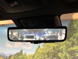 【デジタルインナーミラー】後席の大きな荷物や同乗者で後方が確認しづらい時でも安心!カメラが撮影した車両後方の映像をルームミラー内に表示。クリアな視界で状況の確認が可能です!