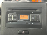 使いやすさにこだわった純正CDプレーヤー[AM/FMラジオ付]★好きな曲を聴きながら楽しくドライブ♪