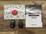 車両取扱説明書・ナビゲーション説明書・整備点検記録簿が揃っております。