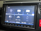 ナビゲーションは純正9インチメモリーナビ(VXM-175VFNi)を装着しております。AM、FM、CD、DVD再生、Bluetooth、音楽録音再生、フルセグTVがご使用いただけます。