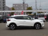 スタイリッシュなサイドビュー