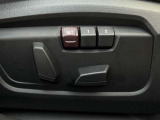 在庫車両はストックヤードにも保管してございます。あらかじめ在庫確認及びご来店日時のご連絡を頂けますと円滑なご案内が可能です。