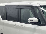 プラスチックバイザーがない分デザインもすっきり★洗車の時の窓拭きもラクラクです!