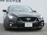 LEDヘッドライト・LEDフォグランプ。ハイビームアシスト・ヘッドランプをハイビームにして走行中、前方の対向車や先行車がいたり、明るい場所を走行すると自動でロービームになります。