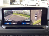 マルチビューカメラが周囲をしっかり映してくれるから、駐車が苦手でも安心。見えにくい場所もひと目でわかり、落ち着いて操作できます。