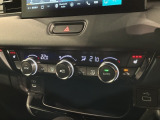 フロント両席にはシートヒーターが付いています!寒い日に便利な装備ですね。
