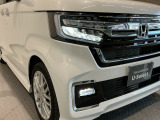 【LEDヘッドライト】ディスチャージヘッドライト(HID)と同等の明るさで、夜道や雨天走行が明るく視界良好!! フォグライトも装備で、安心感さらにUPです♪安心ドライブを楽しんで下さい♪