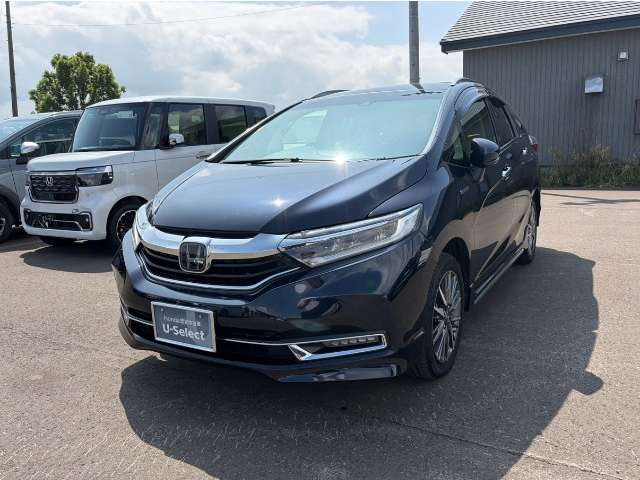 シャトル 1.5 ハイブリッド Z ホンダセンシング 4WD