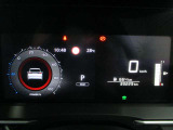 統合型インターフェースディスプレイ。モーターへ発電していく様子も見れるメーター類。ハンドル左側のスイッチで表示切替や設定が出来ます。