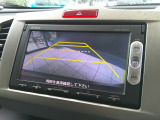 バックカメラで駐車が苦手な方でも安心です。