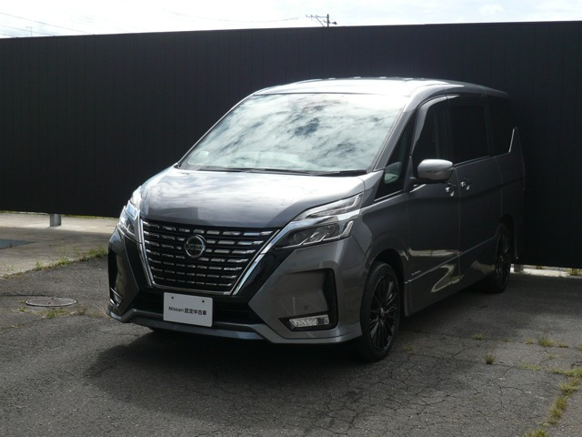 セレナ 2.0 ハイウェイスターV 4WD 