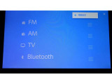 フルセグTV・Bluetooth対応