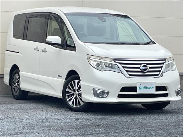 セレナ 2.0 ハイウェイスター S-HYBRID 修復歴無し