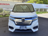 お客様に安全で快適なカーライフをお送りいただくために、中古車にも高いレベルの品質基準を設け、その基準に従って、全ての中古車について納車前整備を実施しています。