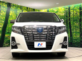 弊社では、全車『修復歴なし』のお車のみ取り扱っております。専任バイヤーによる厳選した仕入れの後、入庫後の車両チェックを行い、ネクステージが認定した高品質な中古車をご提供しております。