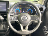 【ステアリングスイッチ】運転中、前方から目線をそらすことなく、オーディオ等の操作が可能な便利機能!安心&快適なドライブを演出してくれます♪