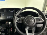 使いやすく運転しやすいレイアウトの運転席周り。