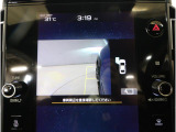 サイドビューカメラは、狭い道路での走行や左側への寄せに活躍。周囲の状況をしっかり確認でき、安全性を高める便利な機能です。