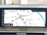 ●BMW純正ナビ:一体感のあるナビは、高級感ある車内を演出してくれます。Bluetooth再生などオーディオ機能も充実しておりますので、運転もより楽しめます♪