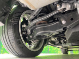 お車を安心してお乗りいただく為には、足回りの定期点検が欠かせません。サービスサポート(有償保証)では無料点検もご提供しており、安心のカーライフをお過ごしいただけるサポート体制が整っています。