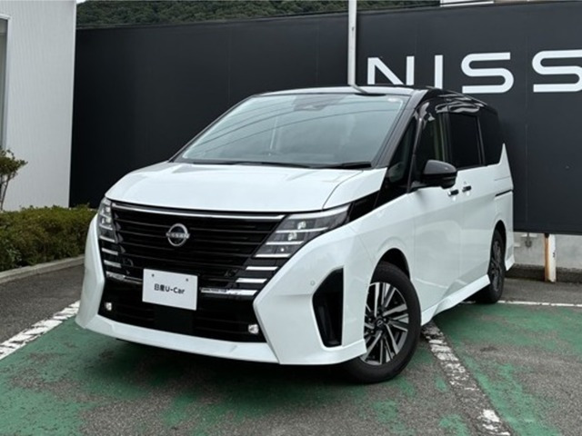 セレナ 1.4 e-POWER ハイウェイスターV 