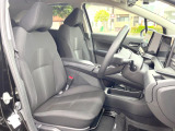 運転席シート廻りは使用感も少なく、良好な状態となっています。前オーナー様が丁寧に使っていたことがよくわかりますね。