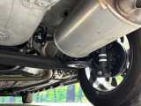 お車を安心してお乗りいただく為には、足回りの定期点検が欠かせません。サービスサポート(有償保証)では無料点検もご提供しており、安心のカーライフをお過ごしいただけるサポート体制が整っています。