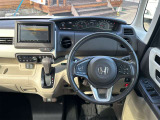 運転者にとっては日々使用することとなる運転席です。運転席が快適だと運転に集中することができますね。