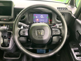 【純正革巻きステアリング】上質な革を使用することで、手にしっかり馴染みとても運転しやすいハンドルです♪
