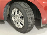 冬タイヤ(スチールホイール・ホイールカバー付き) タイヤサイズ 185/70R14
