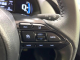 【レーダークルーズコントロール】高速道路での長距離走行が楽に!!自動で速度を保つクルーズコントロールが、衝突軽減システムと連携し、前方の車両を感知して車間を保つように速度調節してくれます!!