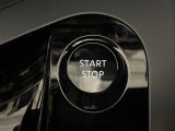 【スマートキー(エンジンスタートストップスイッチ)スマートキー(電子キー)を待っていれば、スイッチを押すだけでエンジンをかけることができます!