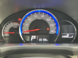視認性の高いメーターで、運転状況を的確に把握できます。重要な情報を一目で確認でき、安全な運転をサポートしてくれるでしょう。