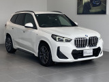 走行1.4万km。アルピン・ホワイトが映えるX1 xDrive20d M Sport。