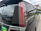 エンジンルームも綺麗に洗浄してから納車致します。普段あまり見ることが無い箇所だからこそ綺麗だと感動しますよね(*&acute;▽`*)