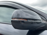オシャレさと視認性を兼ね備えたLEDミラーウインカー♪