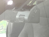 【ドライブレコーダー】ドライブレコーダー装備!走行中はもちろん、あおり運転や事故に遭遇した際、映像で記録し、万一のリスクに備えます。※記録用SDカードはお客様ご自身でご準備いただく必要があります。