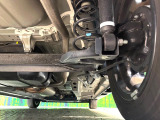 お車を安心してお乗りいただく為には、足回りの定期点検が欠かせません。サービスサポート(有償保証)では無料点検もご提供しており、安心のカーライフをお過ごしいただけるサポート体制が整っています。