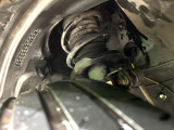 お車を安心してお乗りいただく為には、足回りの定期点検が欠かせません。サービスサポート(有償保証)では無料点検もご提供しており、安心のカーライフをお過ごしいただけるサポート体制が整っています。
