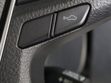 衝突回避支援型プリクラッシュセーフティシステム 前方に出現した障害物に対し警報を発し、ドライバーに警告。同時にブレーキアシストにより衝突回避と速度を軽減します。
