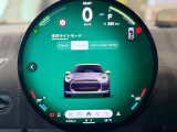 シートは前後上下に調節が可能です。どんなドライバーでも最適なシートポジションを取ることができます。