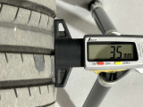 夏タイヤの残り溝はmmです。スリップラインからは1.9mmとなっております。