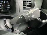 【オートライト】車外の明るさに応じて自動的にライトの点灯・消灯をしてくれます