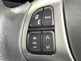 【ステアリングスイッチ】運転中、前方から目線をそらすことなく、オーディオ等の操作が可能な便利機能!安心&快適なドライブを演出してくれます♪